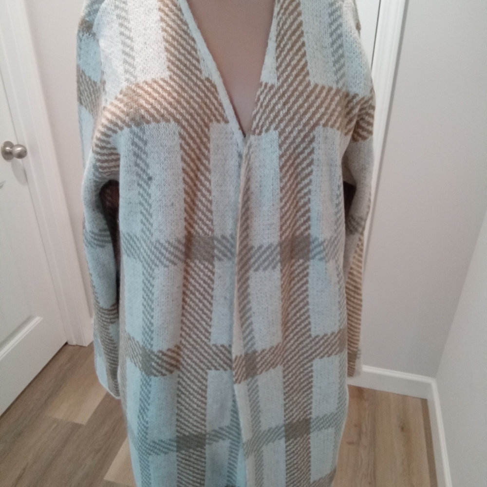 Ashley Stewart Plus Size 1X Cream, Gray & Tan Plaid Open Front Cardigan